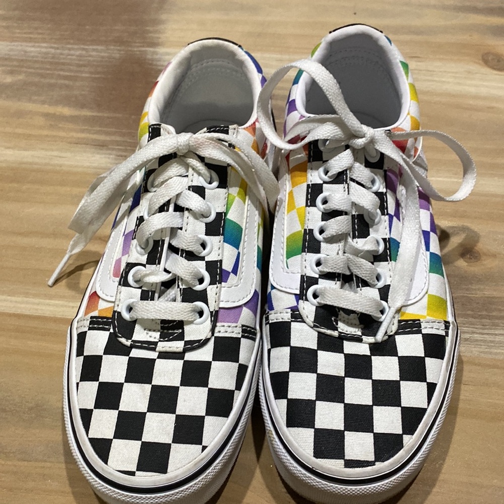 Vans Ward Rainbow Checkerboard White Black Multicolor Canvas Women's Size 6 - Picture 2 of 7